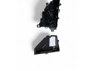 Блок предохранителей 31398000, 31398001 Volvo XC90