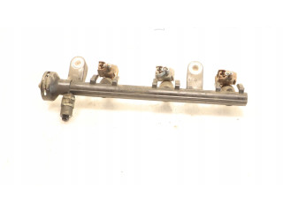 Топливная рампа Daihatsu Sirion для двигателя 1KR-FE