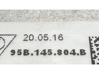 Интеркулер 95B145804B Porsche Macan 3.0