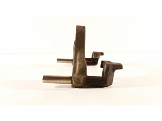 Скоба заднего суппорта