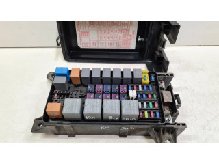 Блок предохранителей  911613E010, 1006C01017   KIA Sorento    