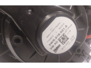 Вентилятор печки    5WB819021, 5WB819021A   Volkswagen Golf SportWagen