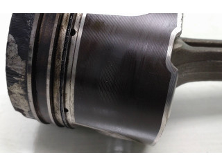 Поршень с шатуном 4N14 Mitsubishi Outlander