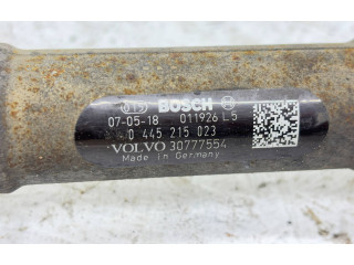 Топливная рампа 30777554   Volvo V70  