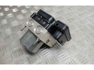 Jednotka ABS A0004313900, BOSCH Mercedes-Benz GLA W156 2013