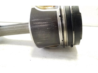 Поршень с шатуном 4n14 M174 Mitsubishi Outlander