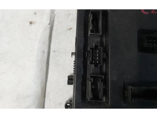 Pojistková skříňka A1695454332, 5DK008728-16 Mercedes-Benz B W245 2005