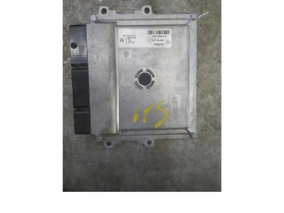 Блок предохранителей 681037125R Dacia Sandero