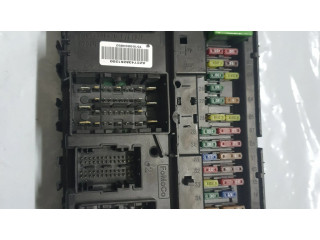 Pojistková skříňka Řídící jednotka BSM FU5T15604 Ford Fusion II 2015