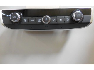 Блок управления климат-контролем 8V0820043AJ   Audi Q2 