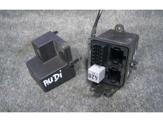 Блок предохранителей  1J0941389B   Audi A3 S3 8L    