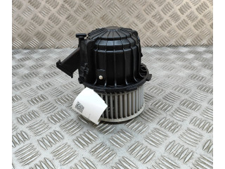 Вентилятор печки    8T1820021   Audi A5 8T 8F