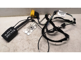 Передняя поясная пряжка