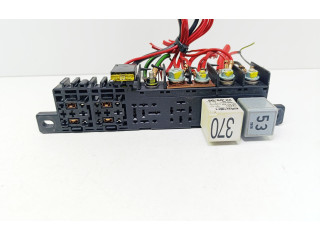 Блок предохранителей 8L0941822A   Skoda Superb B5 (3U)    