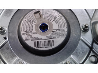 Подушка безопасности водителя 8200748155 Dacia Logan I