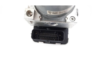 Блок АБС 7E0907379P, 7E0614517M Volkswagen Caddy 2015 - 2020 года