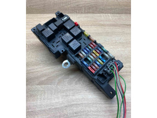 Блок предохранителей 8678449   Volvo XC90    