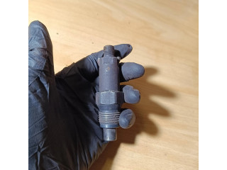 Форсунка LCR6730701B    Ford Sierra для дизельного двигателя  2.3