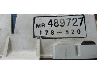 Панель приборов MR489727, 178520 Mitsubishi Space Wagon