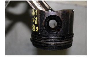 Píst BMW 1 E81 E87 pro naftový motor 2.0