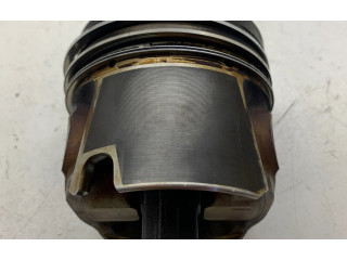 Píst A6510300117, 402402025 Mercedes-Benz E W212 651.924