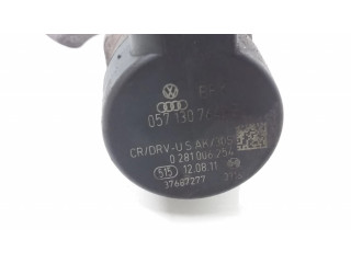 Vstřikovací lišta 059130090CB, 057130764AE Audi A6 S6 C7 4G pro naftový motor 3.0 cla