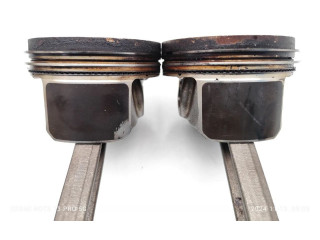  Поршень с шатуном    Volkswagen Golf Cross  