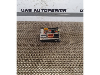 Блок предохранителей 9666700180   Citroen C5    