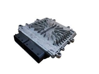 Блок управления двигателя 30785100, 1039S13902   Volvo V70