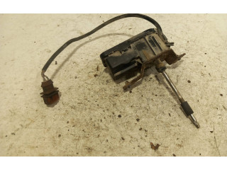 Моторчик стеклоочистителя 0390206950    Volvo V70