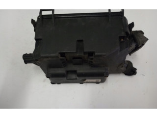 Блок предохранителей 13292736 Opel Meriva B