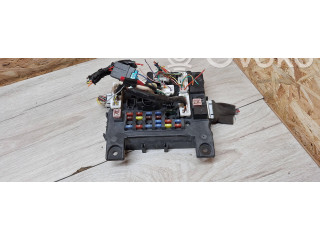 Блок предохранителей 8637A318, L8637001A Mitsubishi Outlander