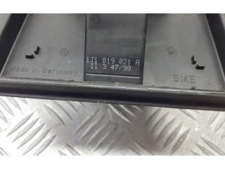 Вентилятор печки 1J1819021A Audi A3 S3 8L