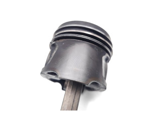 Píst K9K766   Renault Clio III    K9K766 