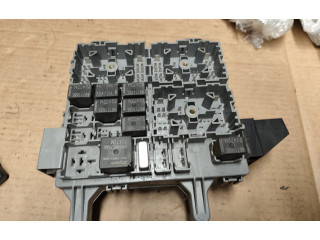 Блок предохранителей 56009987AE Jeep Cherokee III KJ