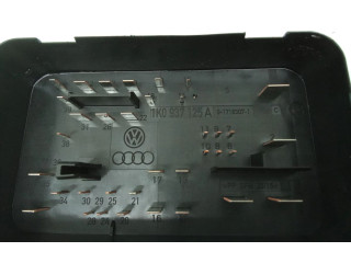 Блок предохранителей 1K0937125A   Skoda Superb B6 (3T)    