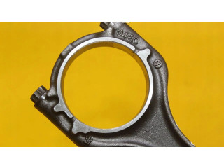 Поршень с шатуном 04EC Skoda Octavia Mk3 (5E)