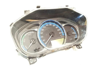 Přístrojová deska Toyota Yaris 2015 838000U390