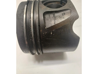  Поршень  8370B  Mercedes-Benz GL X166  