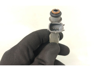 Форсунка 2325000010, 2325000010    Peugeot 107  384F(1KR) 