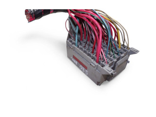 Блок предохранителей 9162439 Volvo S80