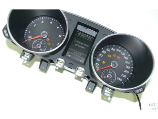 Панель приборов 5K7920871 Volkswagen Golf VI