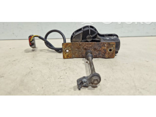 Моторчик стеклоочистителя 9154528, 390206210 Volvo S80