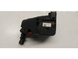 Блок предохранителей Volvo S60