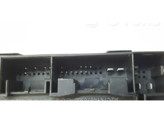 Блок комфорта 5Q4959393E, 5Q4959393B Skoda Octavia Mk3 (5E)