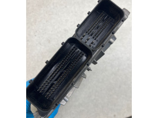 Блок управления двигателя 30771550, 0281012103   Volvo V70