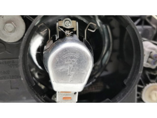 Передняя фара