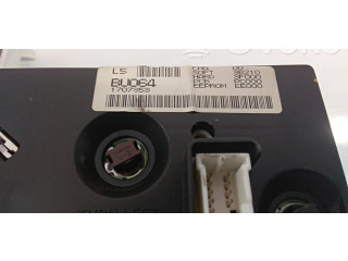 Přístrojová deska Nissan Almera Tino 2001 BU064