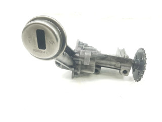 Масляный насос 8200307174, 150109834R Dacia Sandero