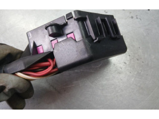 Блок предохранителей Audi A6 S6 C5 4B